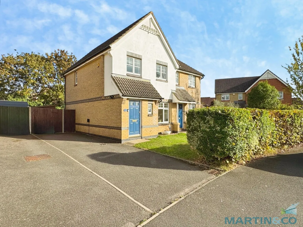 3 bed house to rent, Raymond Fuller Way, Kennington, TN24