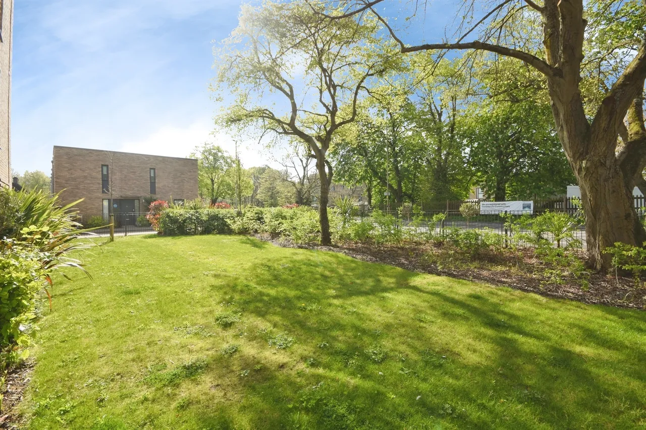 Peregrine Drive, Great Warley, CM13, photo 18