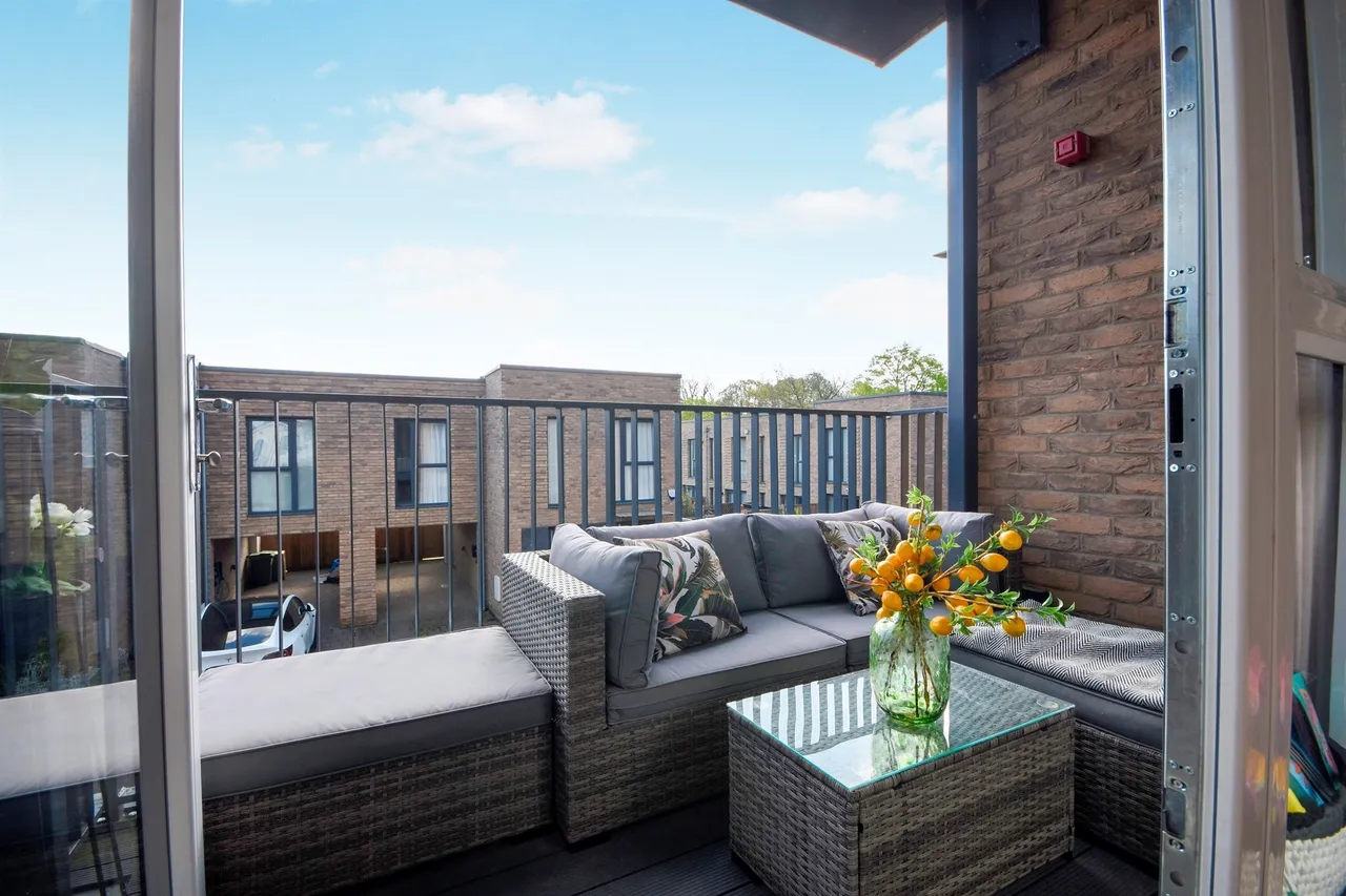 Peregrine Drive, Great Warley, CM13, photo 4