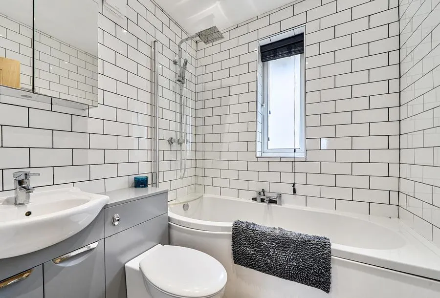 Mendip Gardens, Bath, BA2, photo 10