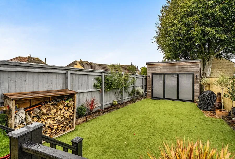 Mendip Gardens, Bath, BA2, photo 13