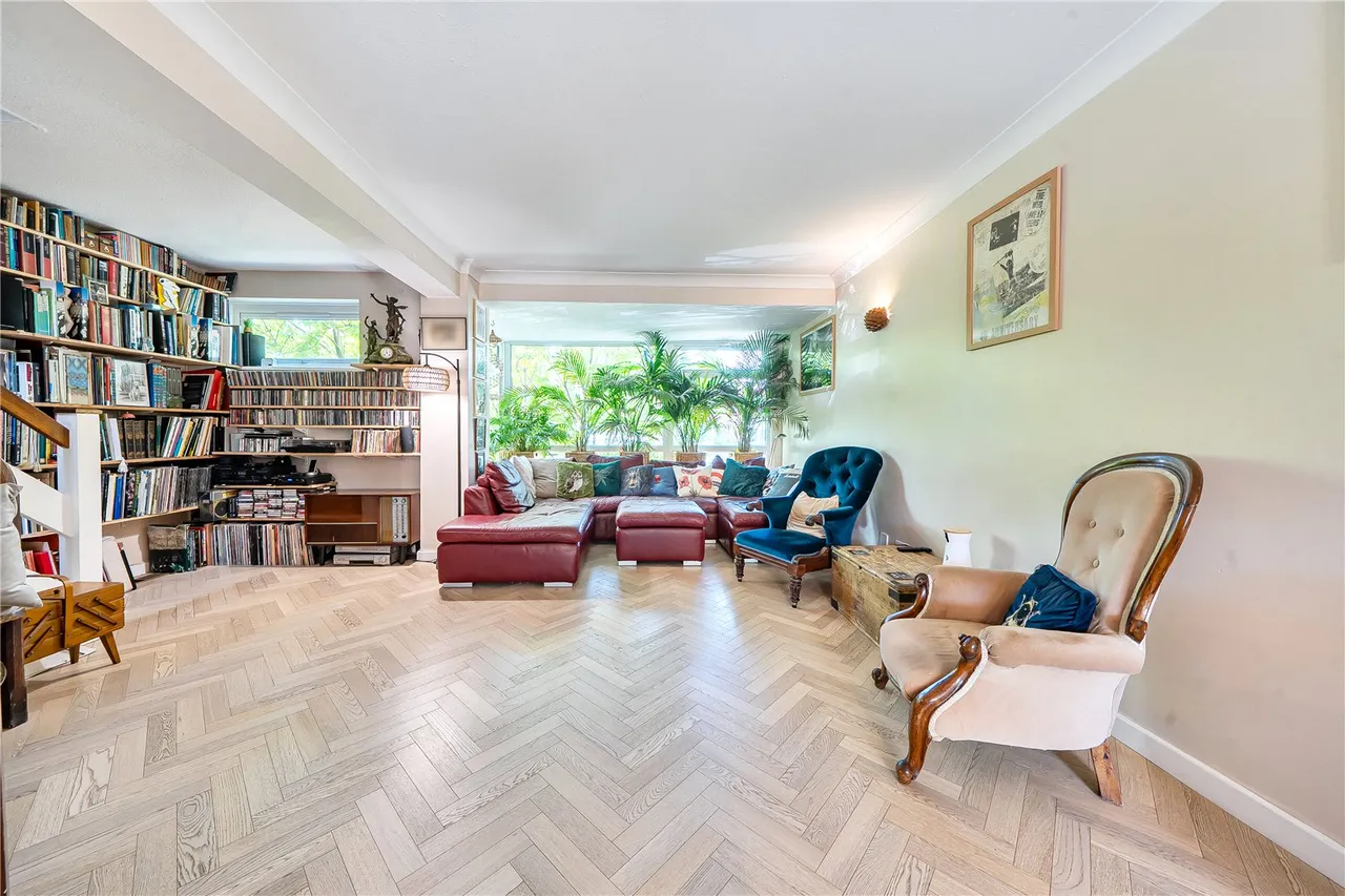 Templewood, Ealing, W13, photo 7