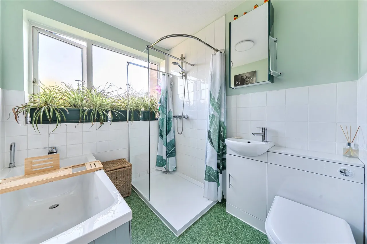 Templewood, Ealing, W13, photo 13