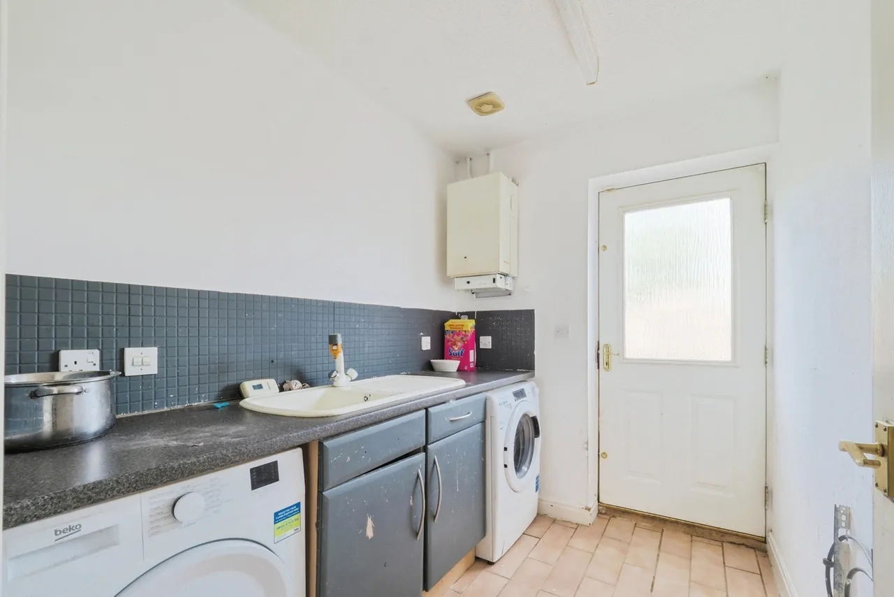 Coniston Drive, Doncaster, South Yorkshire, DN4, photo 10