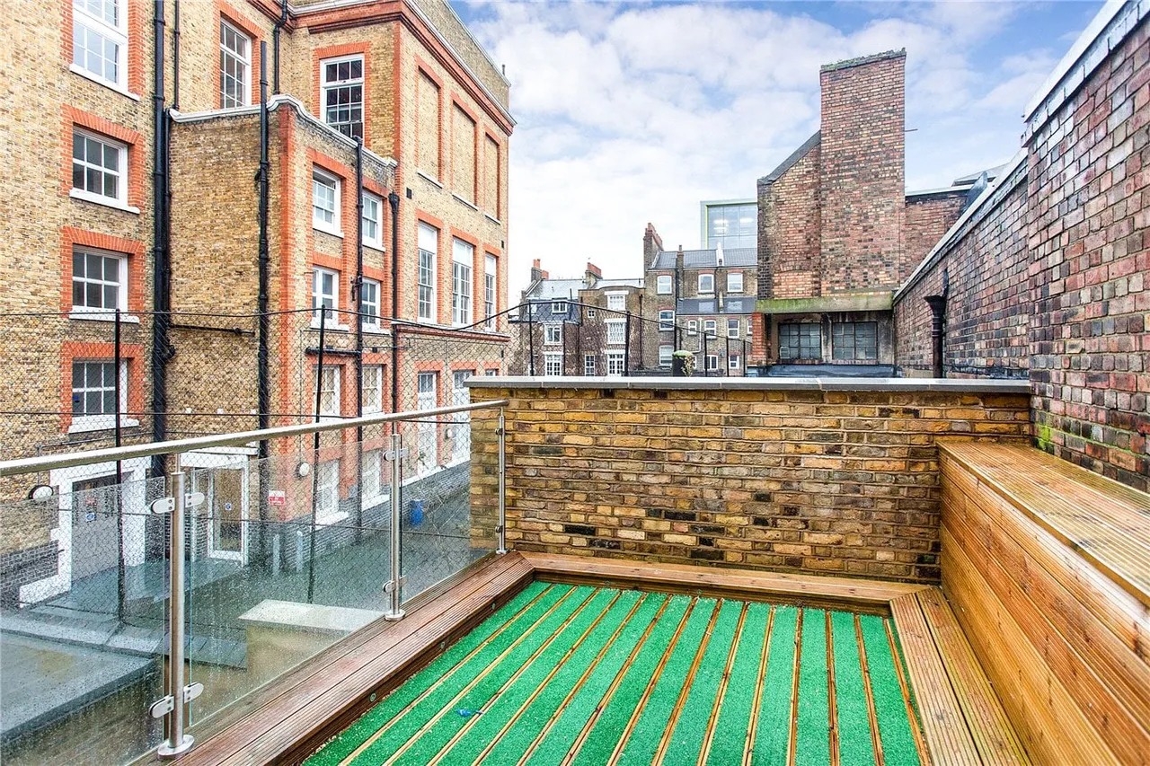 2 bed flat to rent, Myrdle Street, London, E1