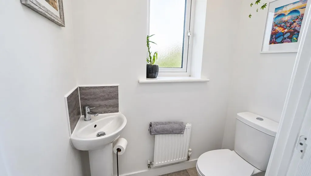 Burwell Rise, Thackley, photo 8