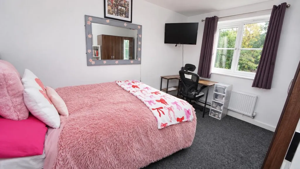 Burwell Rise, Thackley, photo 13