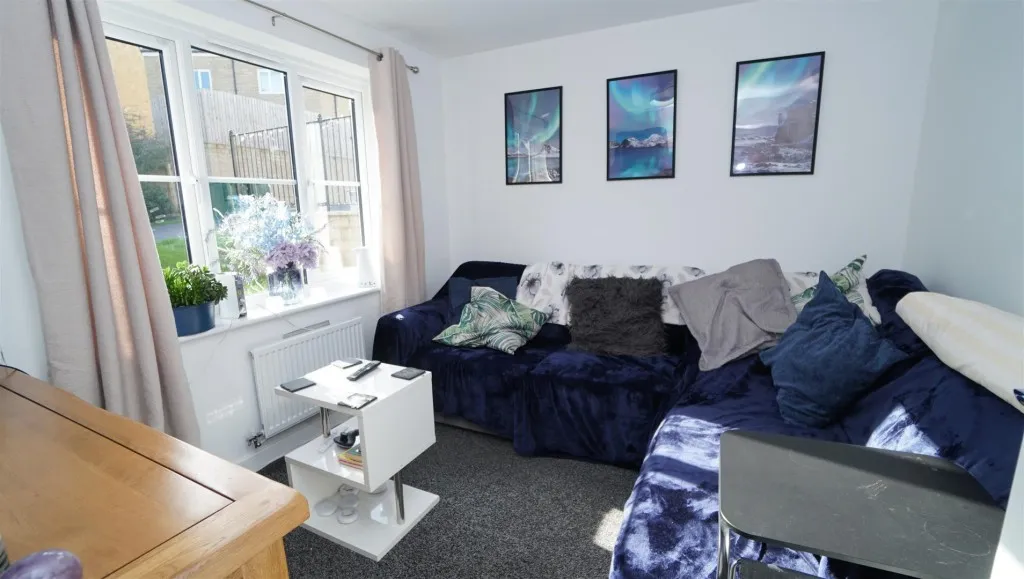 Burwell Rise, Thackley, photo 9