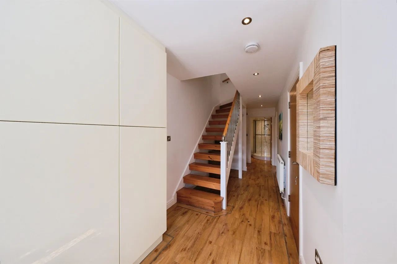 Mercia Court, Repton, DE65, photo 11