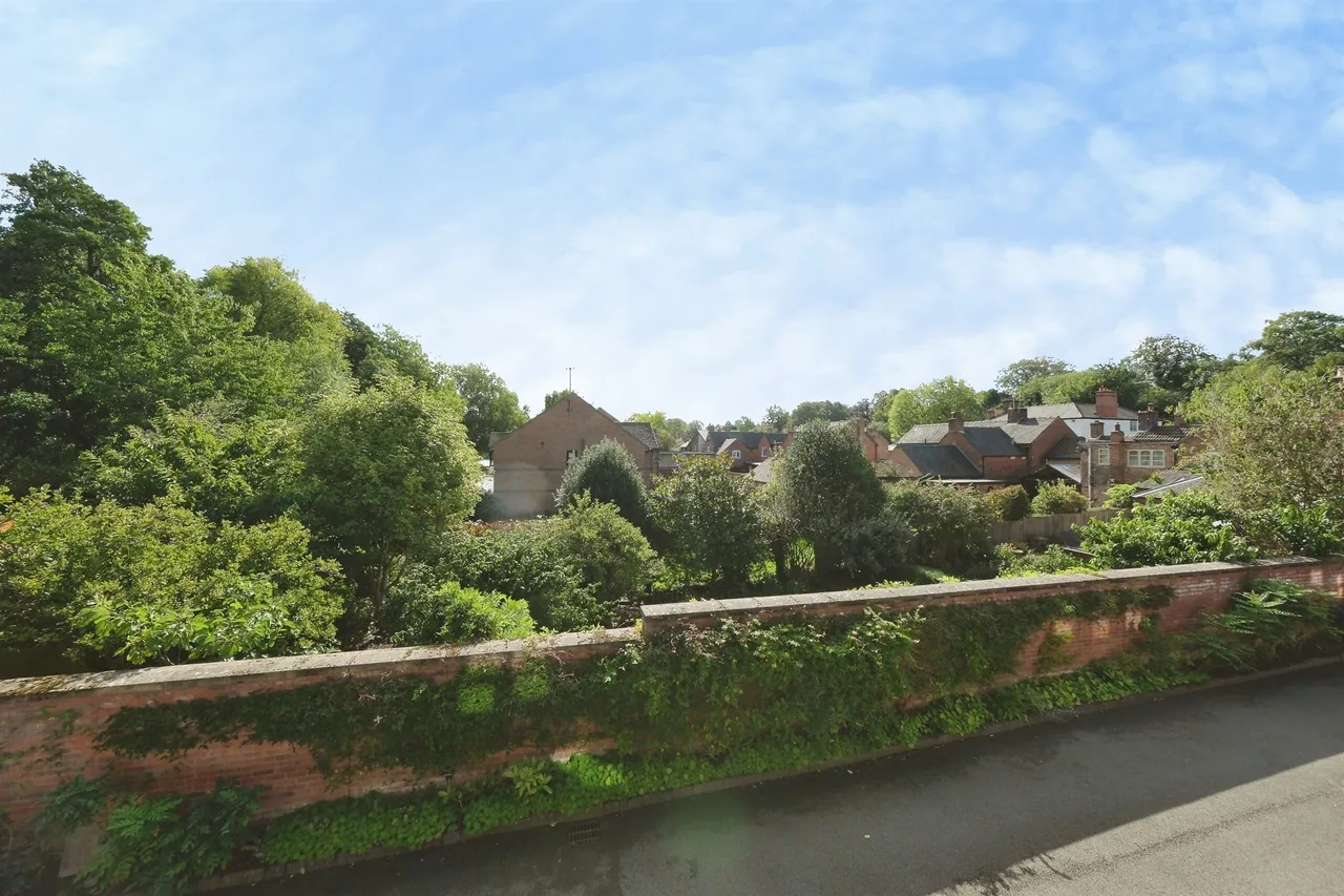 Mercia Court, Repton, DE65, photo 19