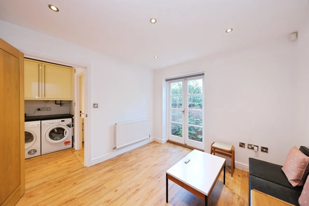 Mercia Court, Repton, DE65, photo 14