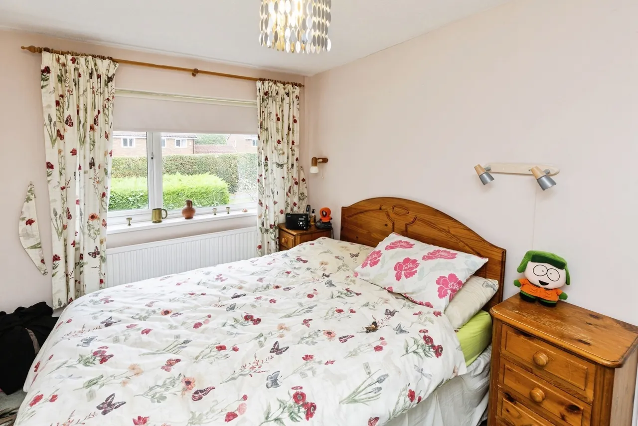 Wealstone Lane, Chester, CH2, photo 11