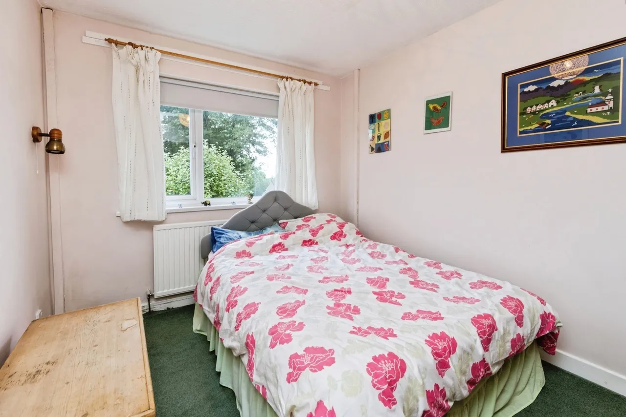Wealstone Lane, Chester, CH2, photo 12