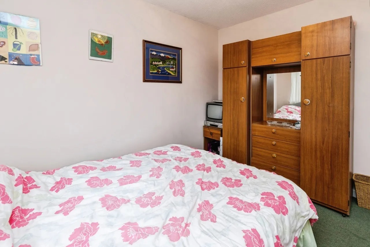 Wealstone Lane, Chester, CH2, photo 13