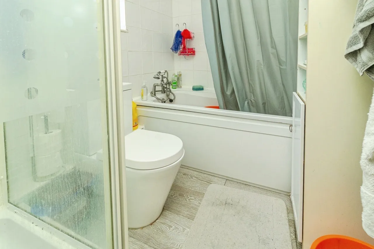 Hartley, Great Linford, Milton Keynes, Buckinghamshire, MK14, photo 6