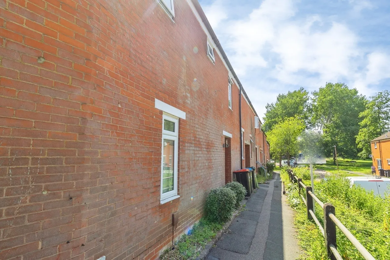 Hartley, Great Linford, Milton Keynes, Buckinghamshire, MK14, photo 17