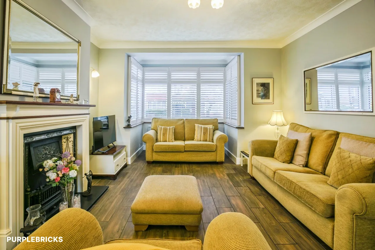 Clarendon Gardens, Wembley, HA9, photo 9