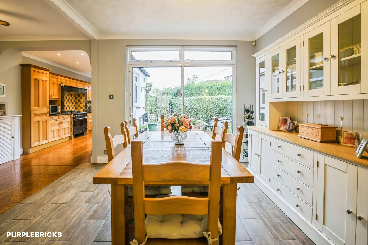 Clarendon Gardens, Wembley, HA9, photo 12