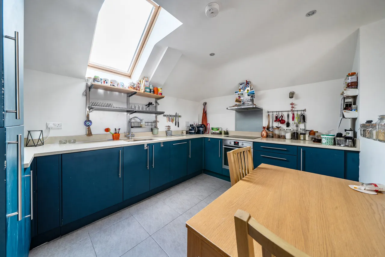 West Ealing, W13, photo 11