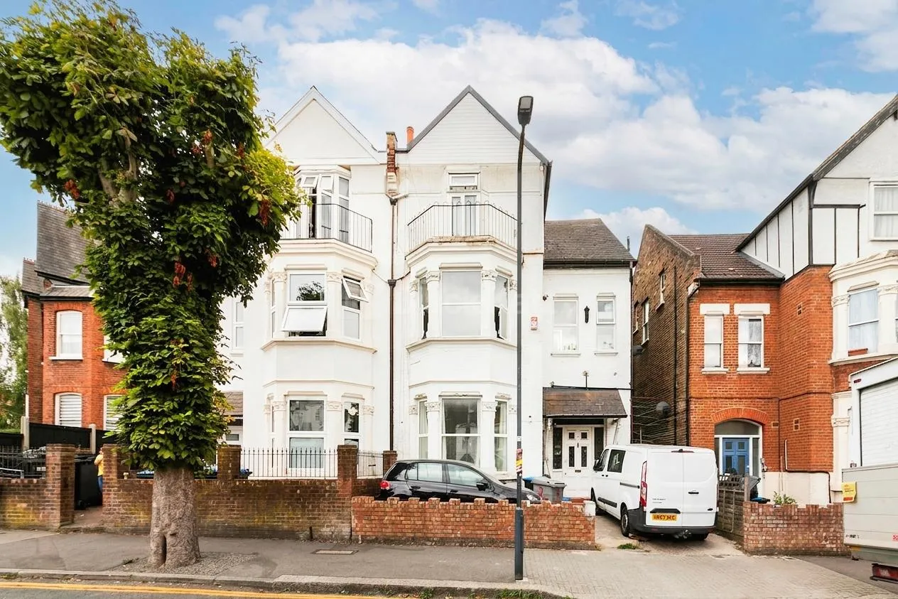 Dean Road, London, NW2, photo 11