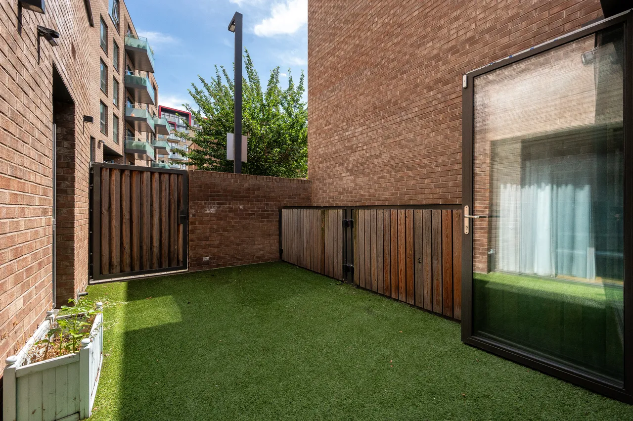 8 Fergus Street, London, photo 6