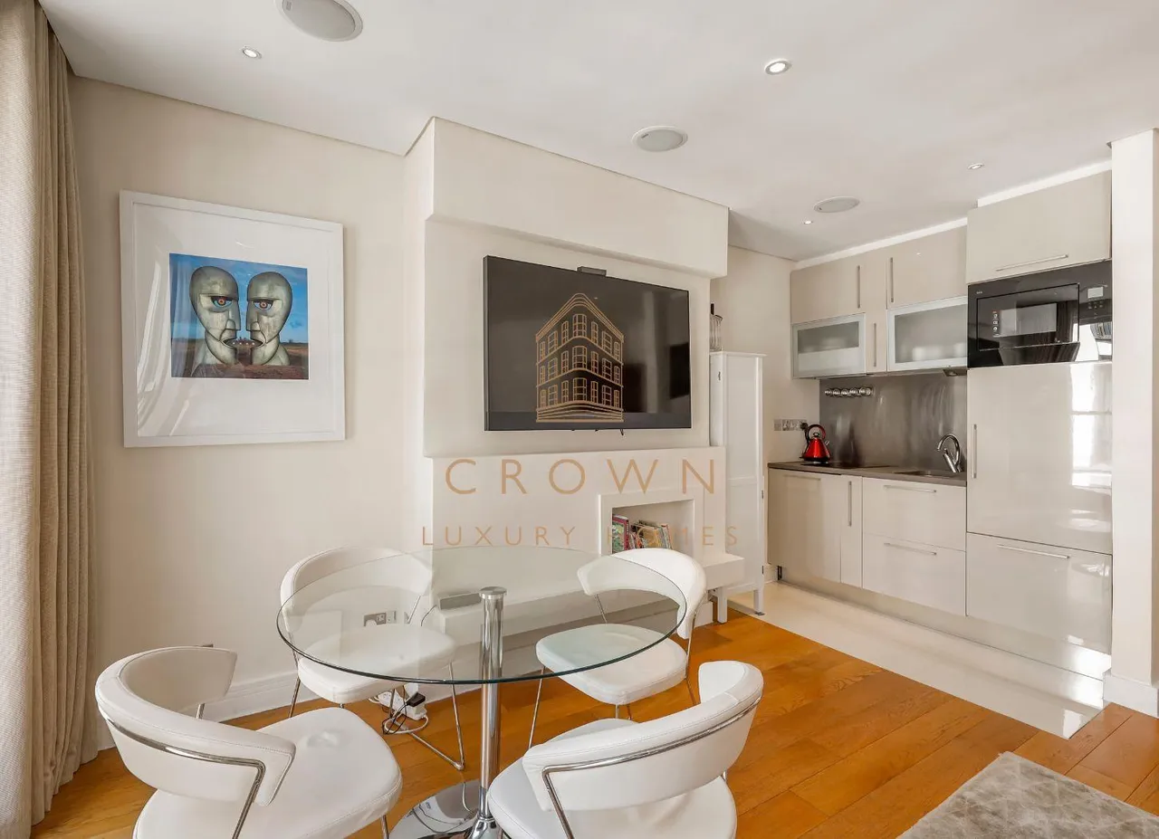 37-38 Clarges Street, London, W1J 7EL, photo 4