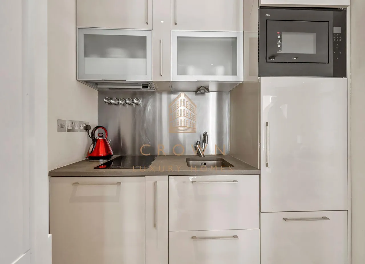 37-38 Clarges Street, London, W1J 7EL, photo 5