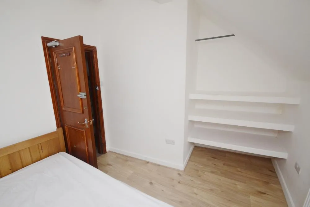 Ladybarn Road, Fallowfield, M14, photo 17