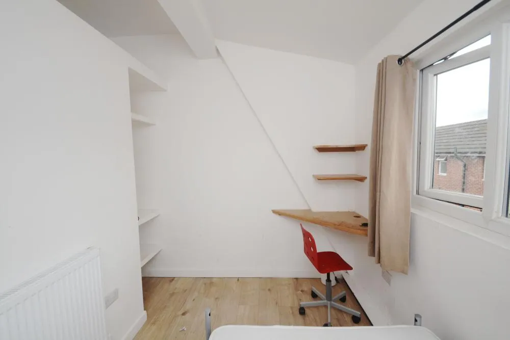Ladybarn Road, Fallowfield, M14, photo 18