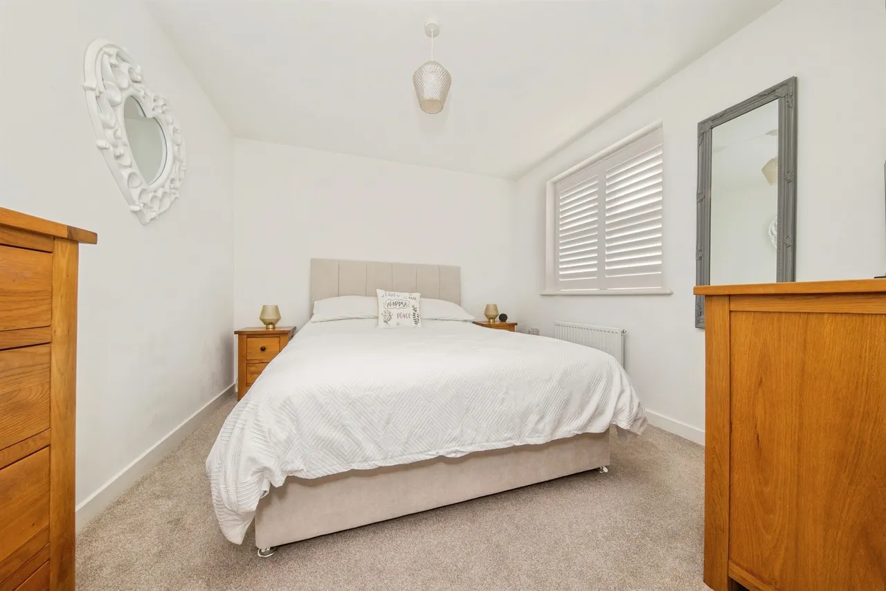 Shingle Way, Clacton-On-Sea, CO16, photo 9