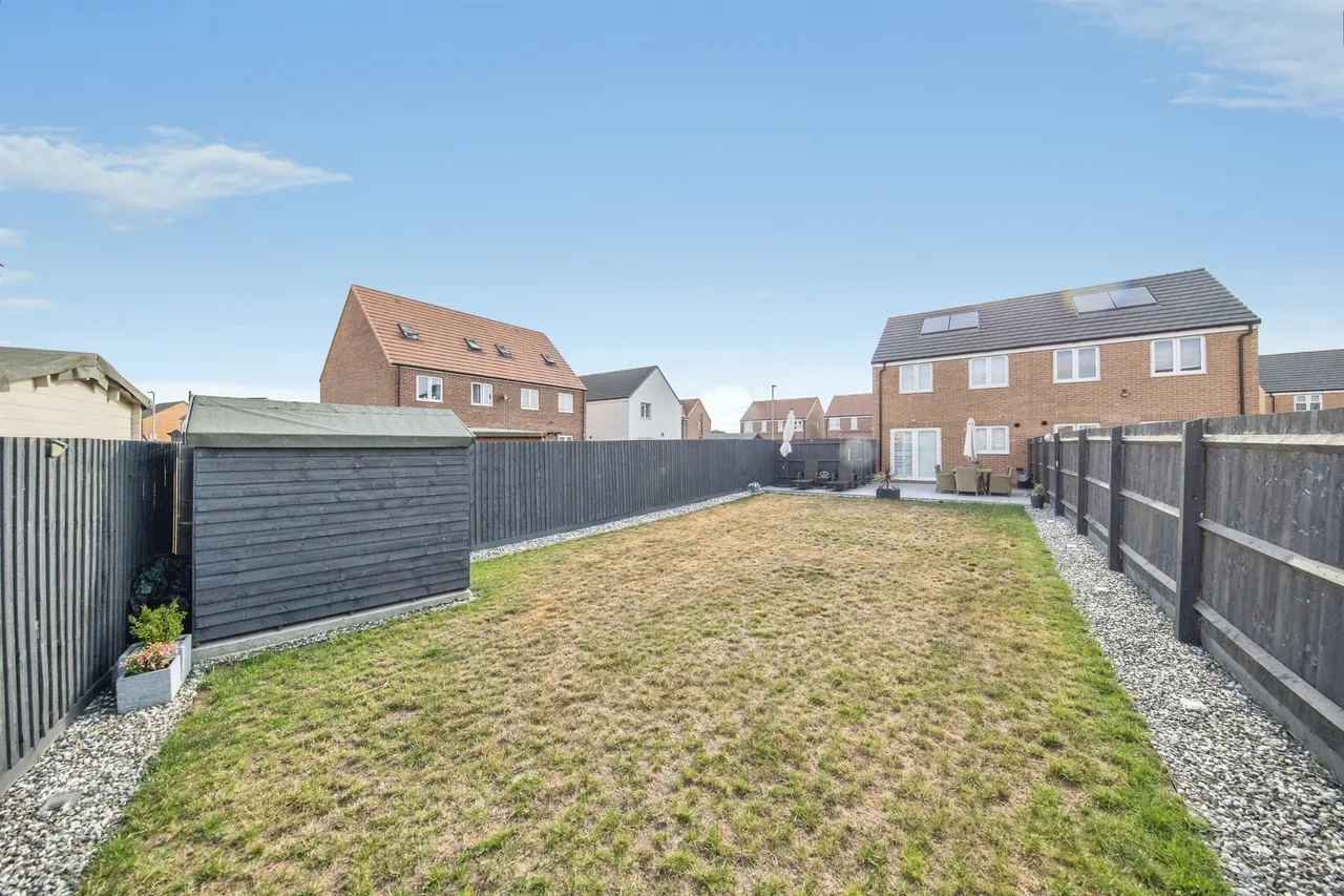 Shingle Way, Clacton-On-Sea, CO16, photo 15