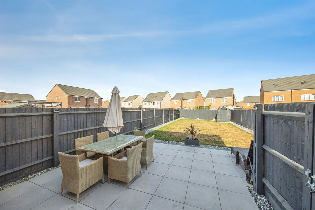 Shingle Way, Clacton-On-Sea, CO16, photo 16
