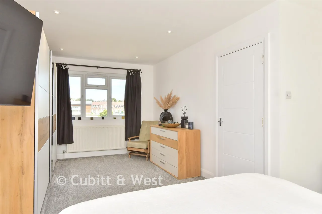 Old Shoreham Road, Hove, BN3, photo 13