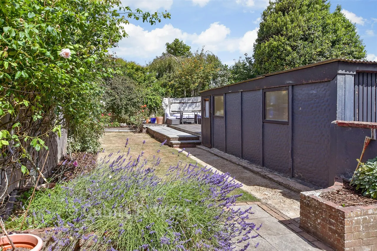 Old Shoreham Road, Hove, BN3, photo 18