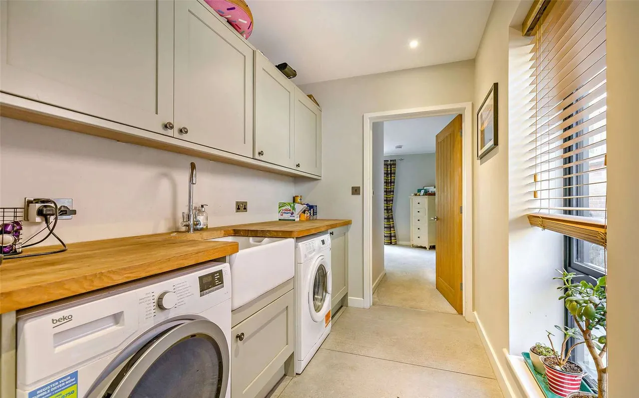 Southgate Lane, Norwich, NR1, photo 11