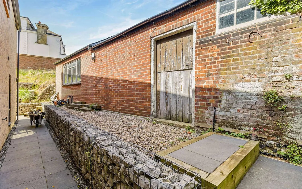 Southgate Lane, Norwich, NR1, photo 24