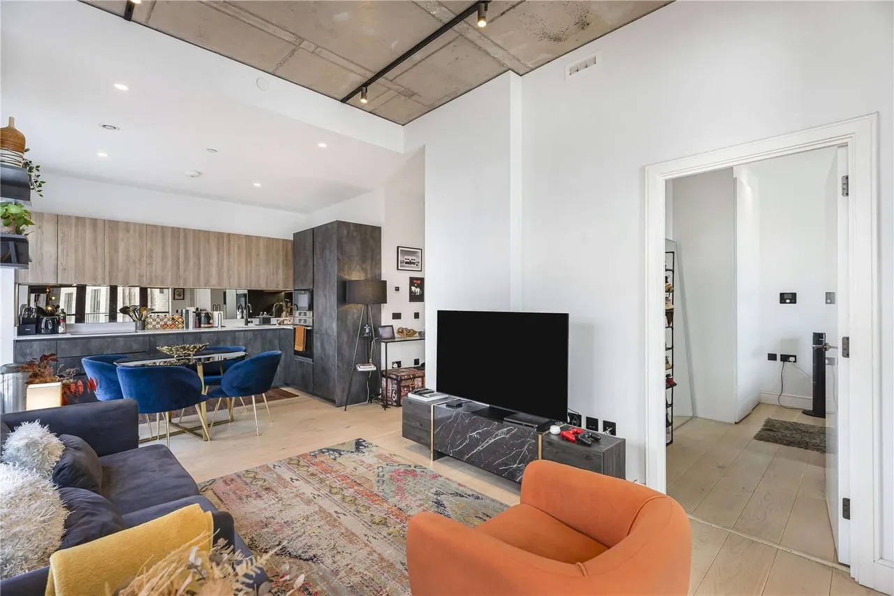 1 bed flat for sale — Stanton Walk, London, E2 9FR