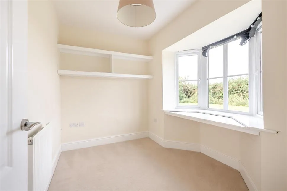 Hillfield Road, Oundle, PE8, photo 11