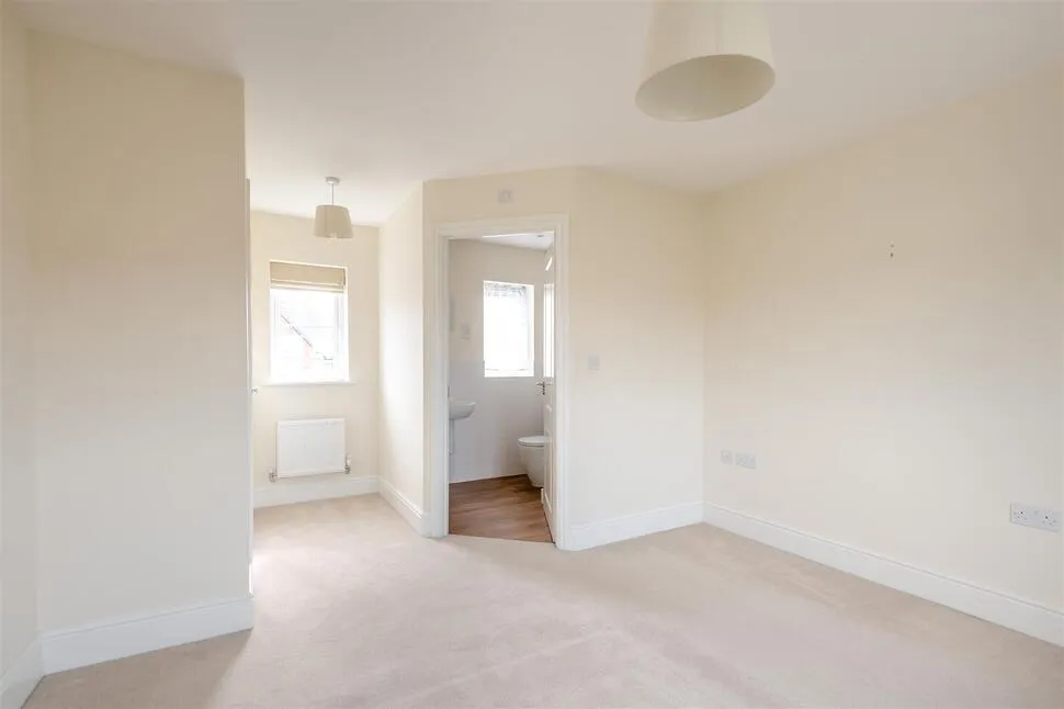 Hillfield Road, Oundle, PE8, photo 18