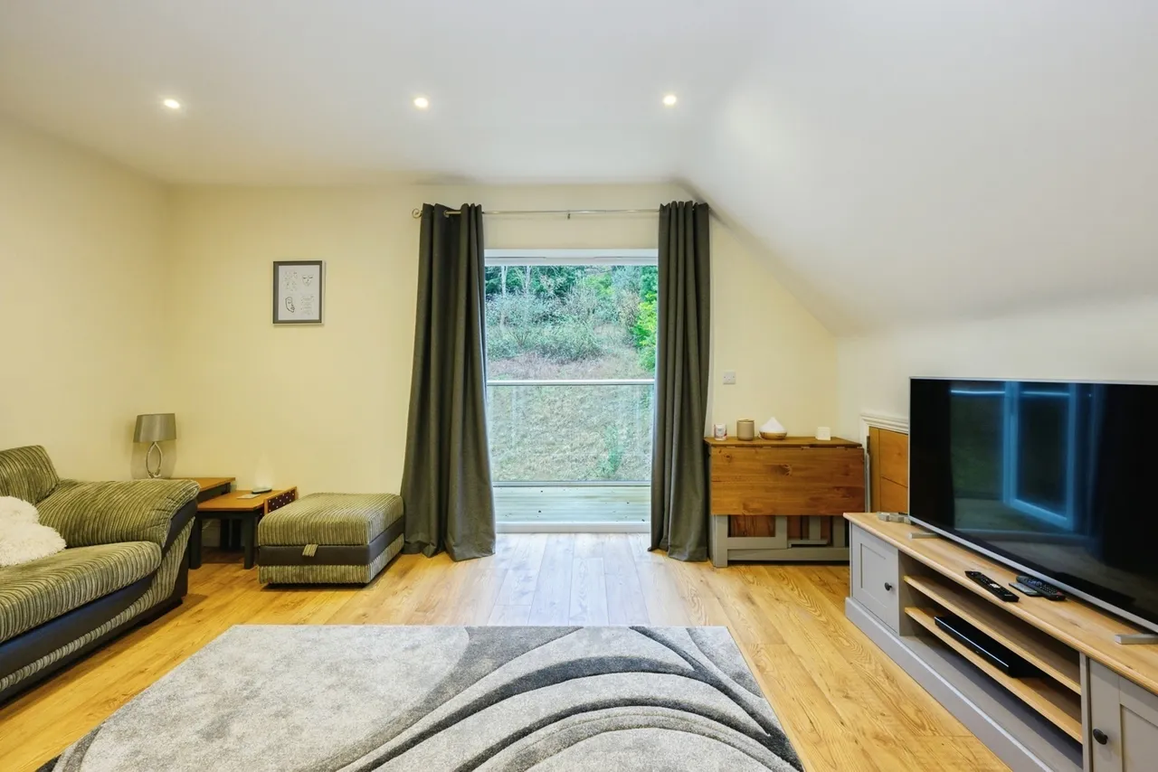 Godstone Road, Kenley, CR8, photo 15