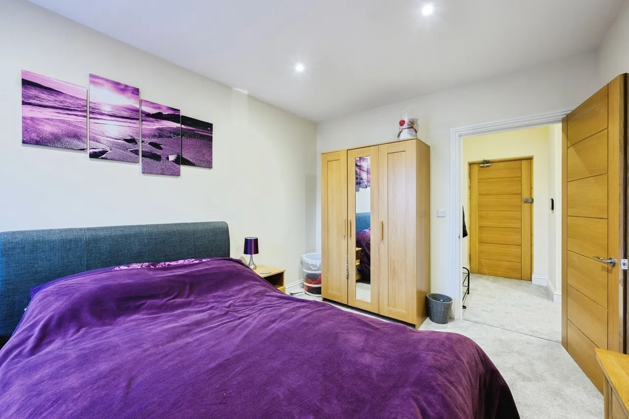 Godstone Road, Kenley, CR8, photo 12