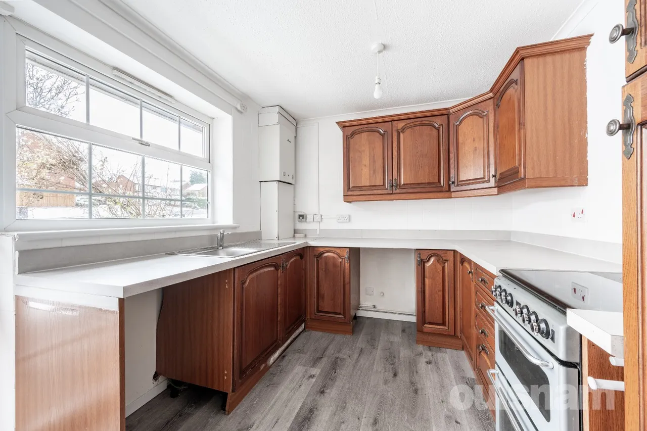 Over Brunton Close, Northfield, Birmingham, B31 3XB, photo 4