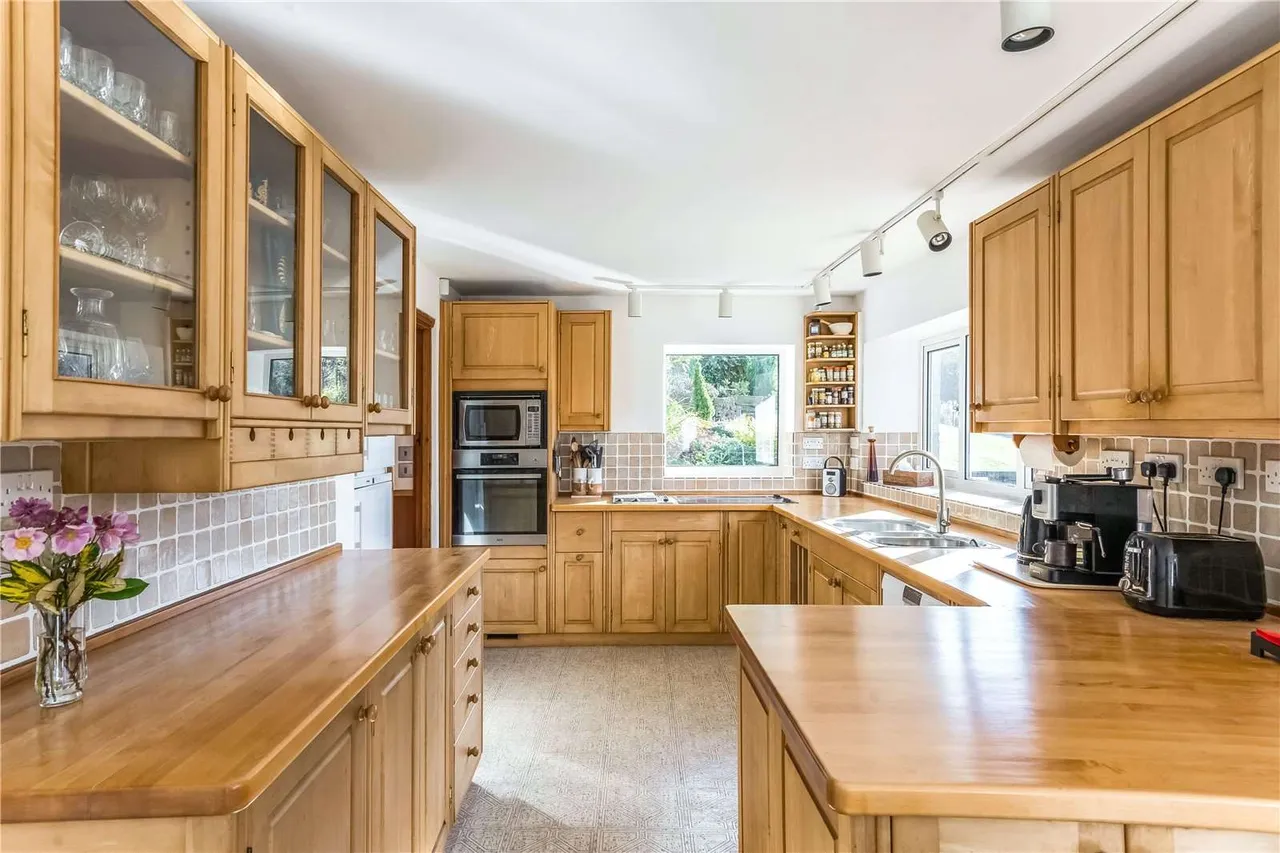 Murhill, Limpley Stoke, BA2 7FH, photo 8