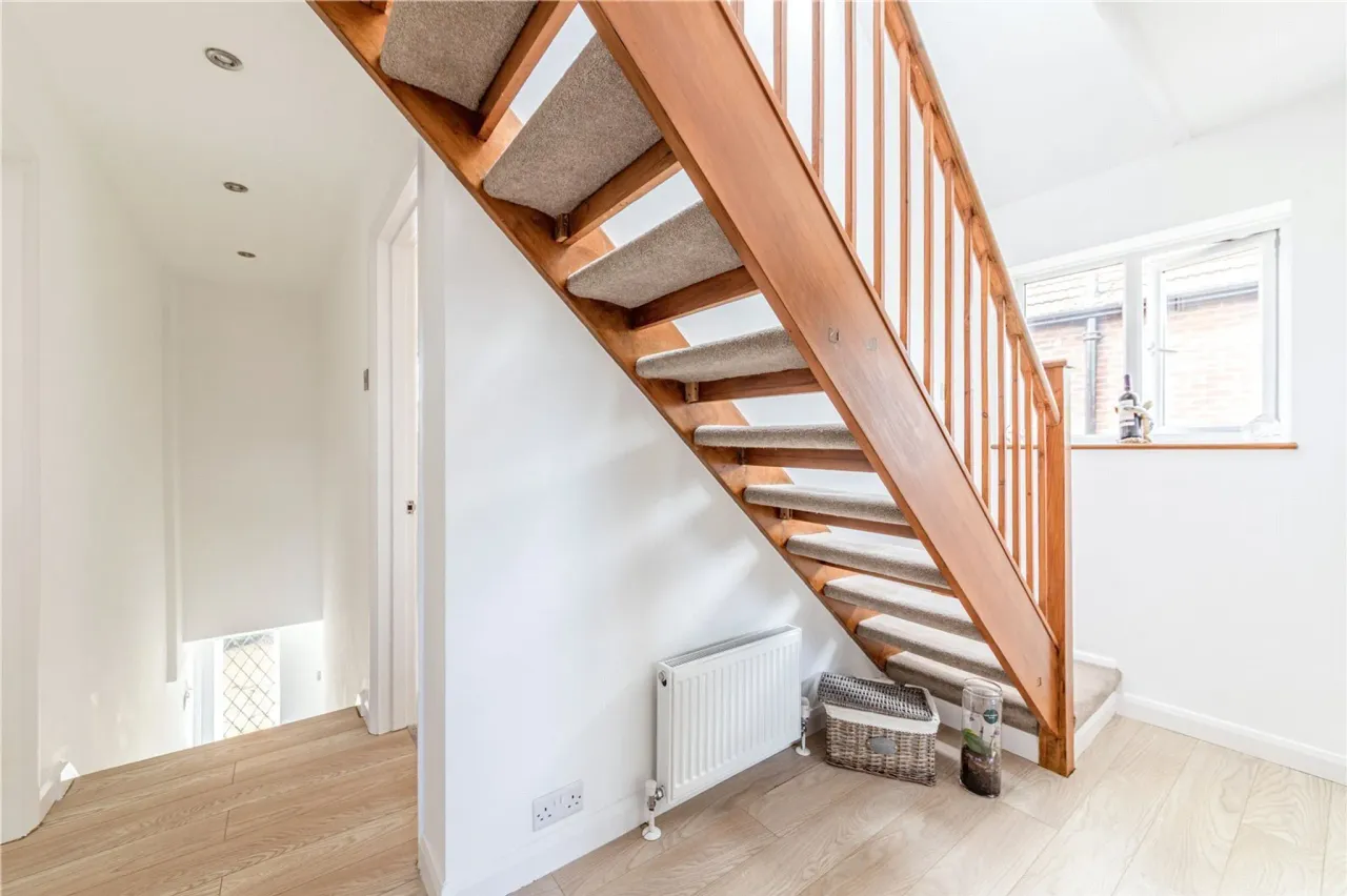 High Road, Byfleet, West Byfleet, Sur..., photo 9