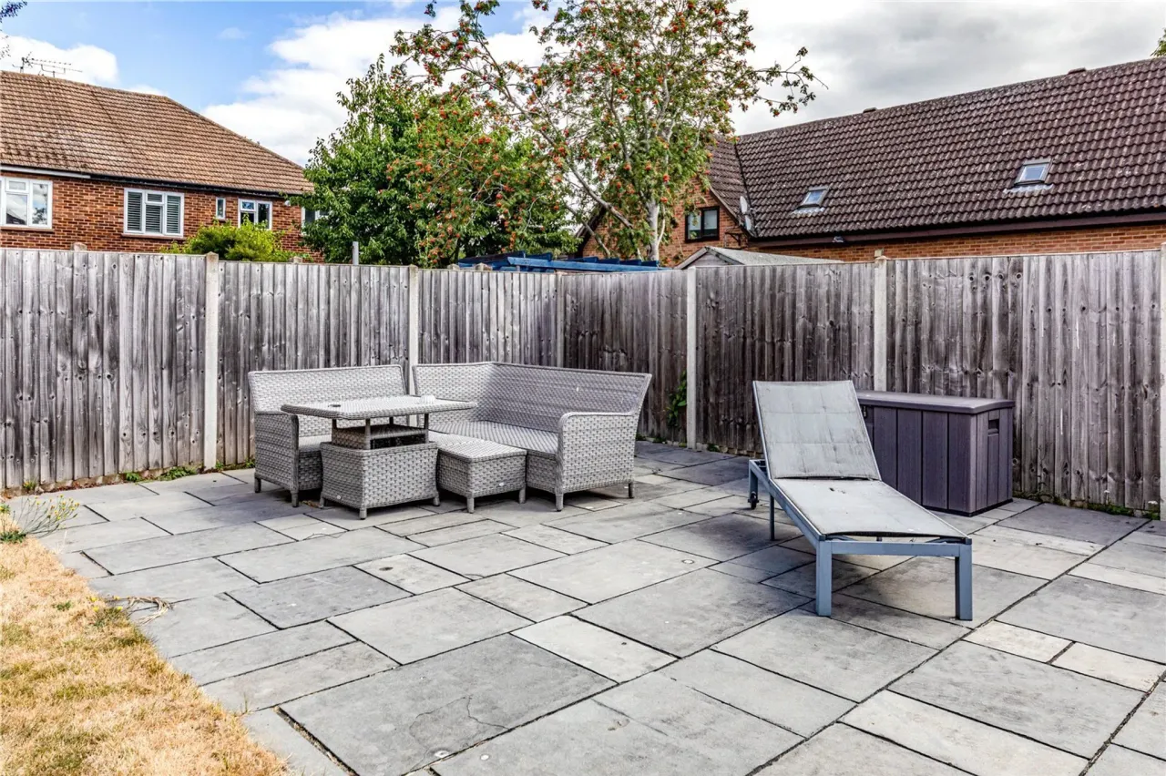 High Road, Byfleet, West Byfleet, Sur..., photo 17