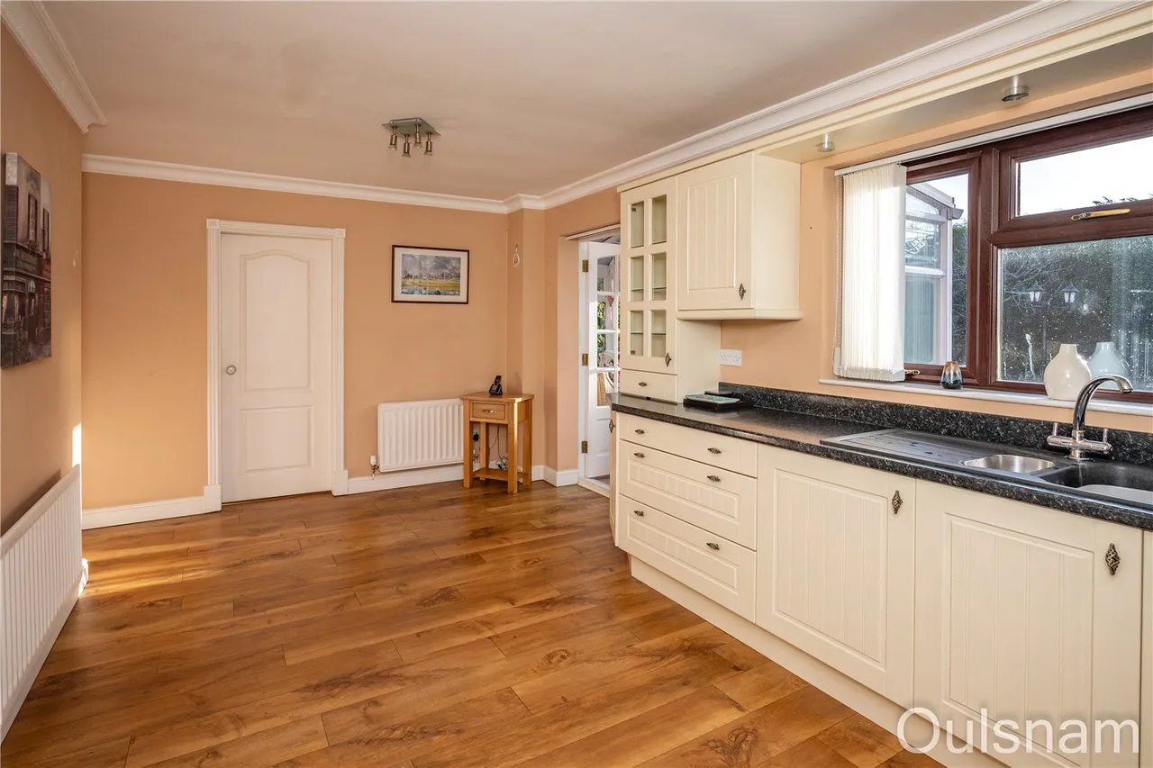 Dark Lane, Stoke Heath, Bromsgrove, Worcestershire, B60 3BH, photo 9