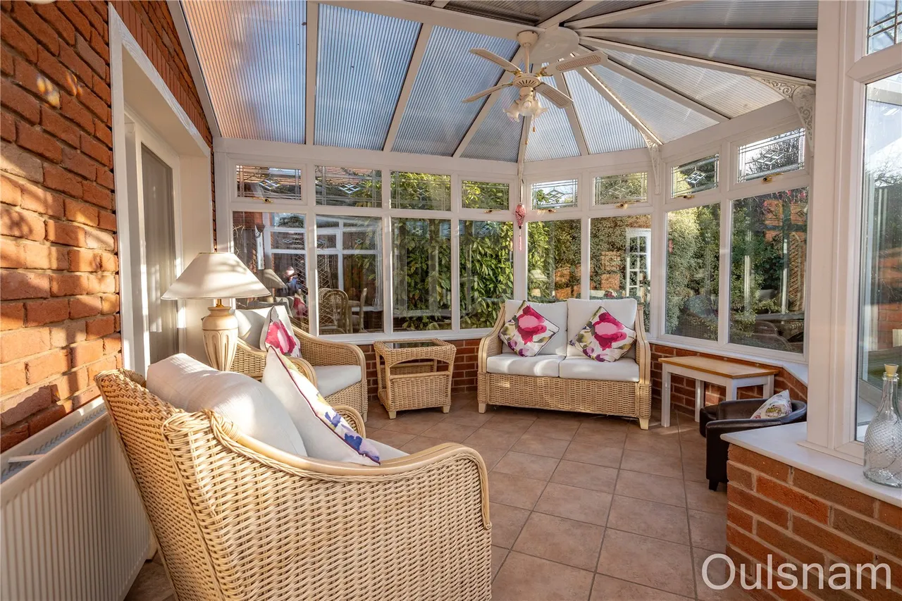 Dark Lane, Stoke Heath, Bromsgrove, Worcestershire, B60 3BH, photo 12