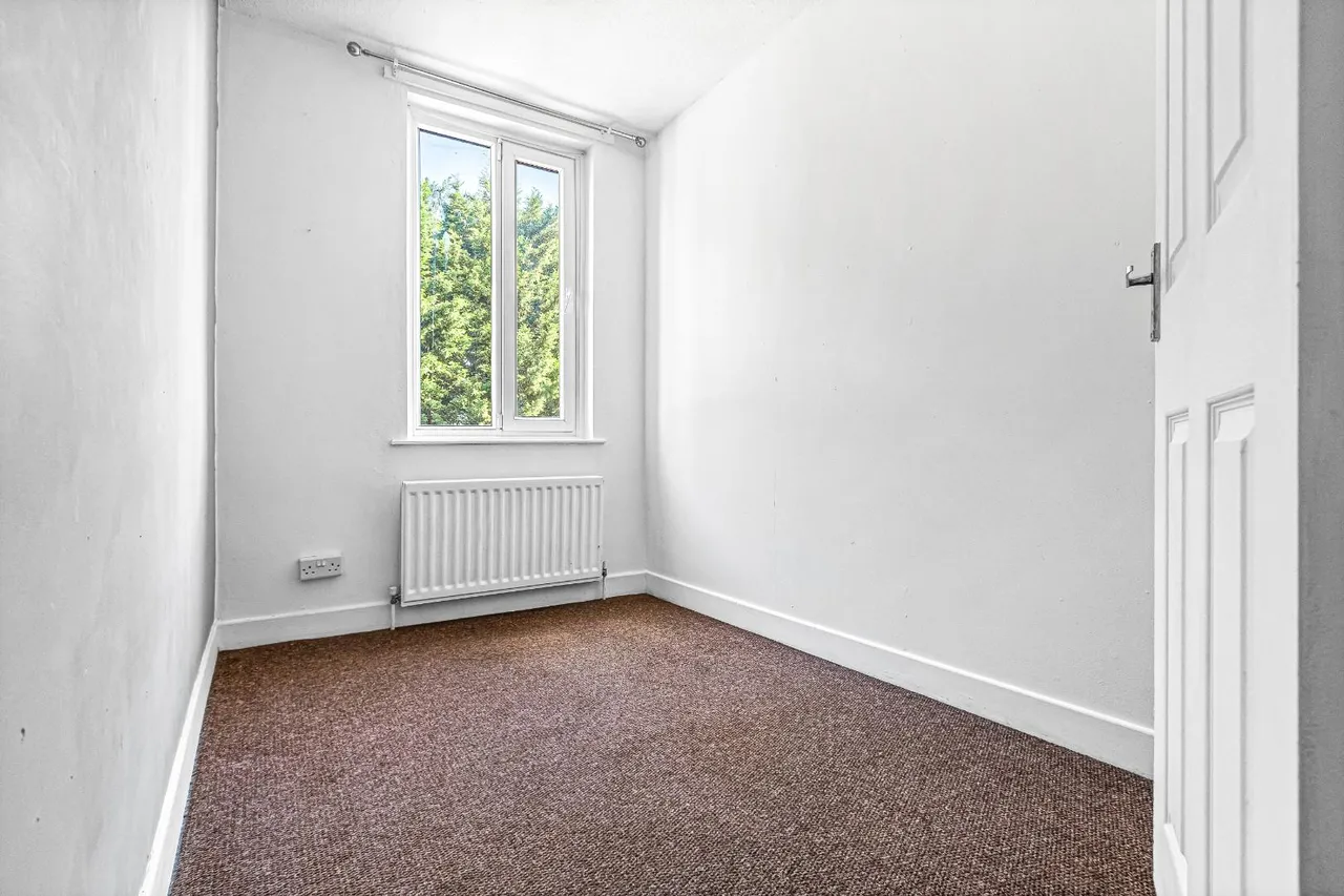 Westbury Road, Nuneaton, CV10, photo 12