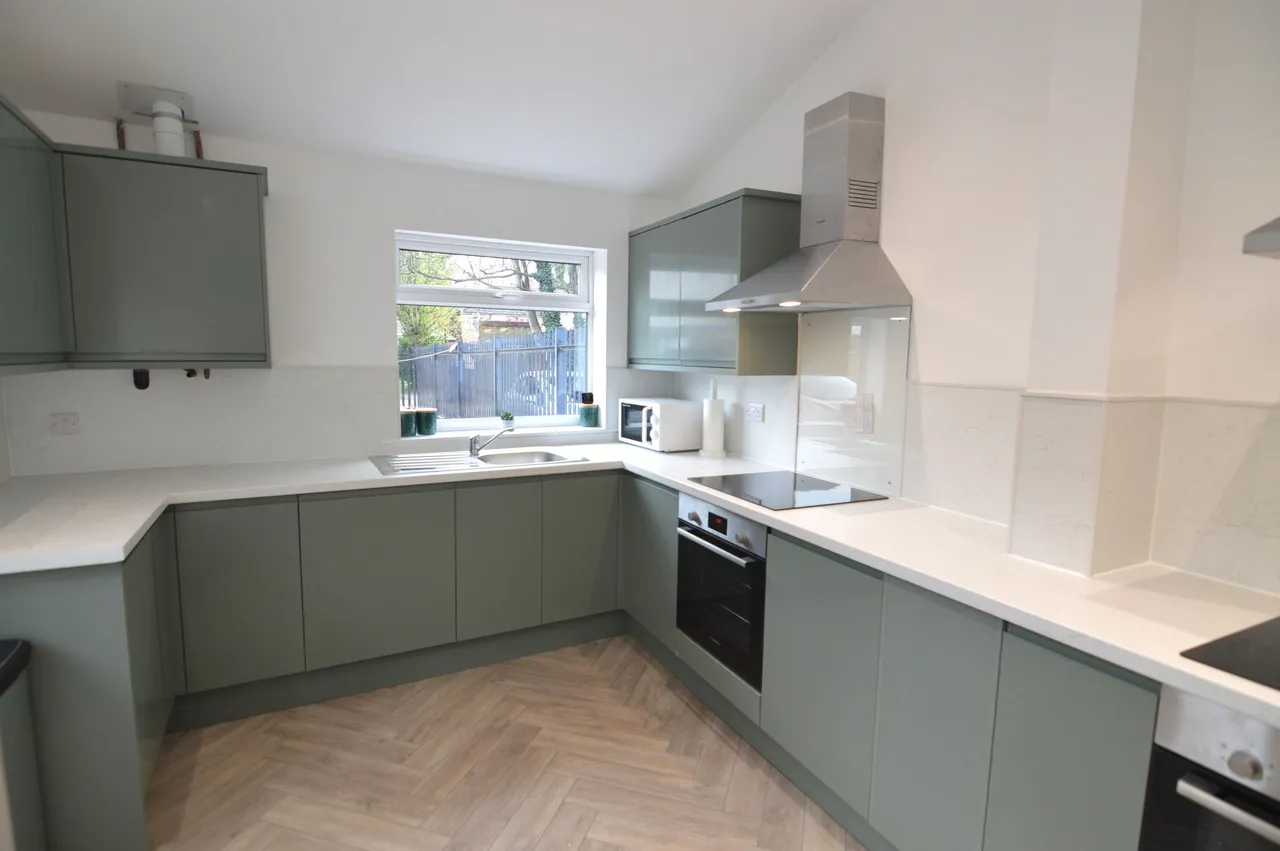 Chantry Lane, Grimsby, South Humberside, DN31 2LP, photo 11