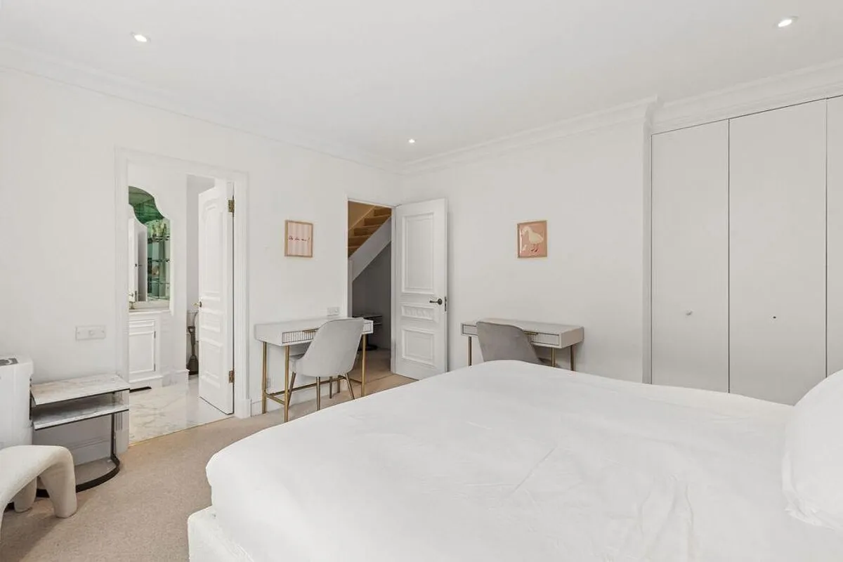Kinnerton Street, London, SW1X, photo 9